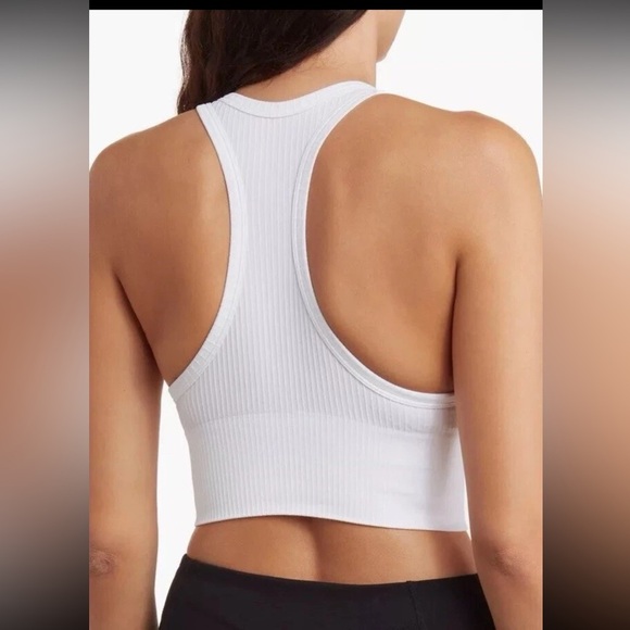 NWT Marika Haley Seamless Yoga Sport Bra Racerback White Textured Ridded Small - Picture 2 of 7